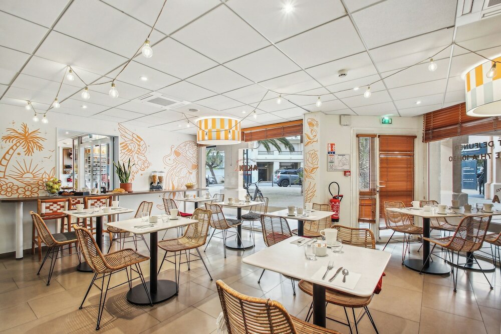 Фото Hotel Akena Biarritz - Grande plage