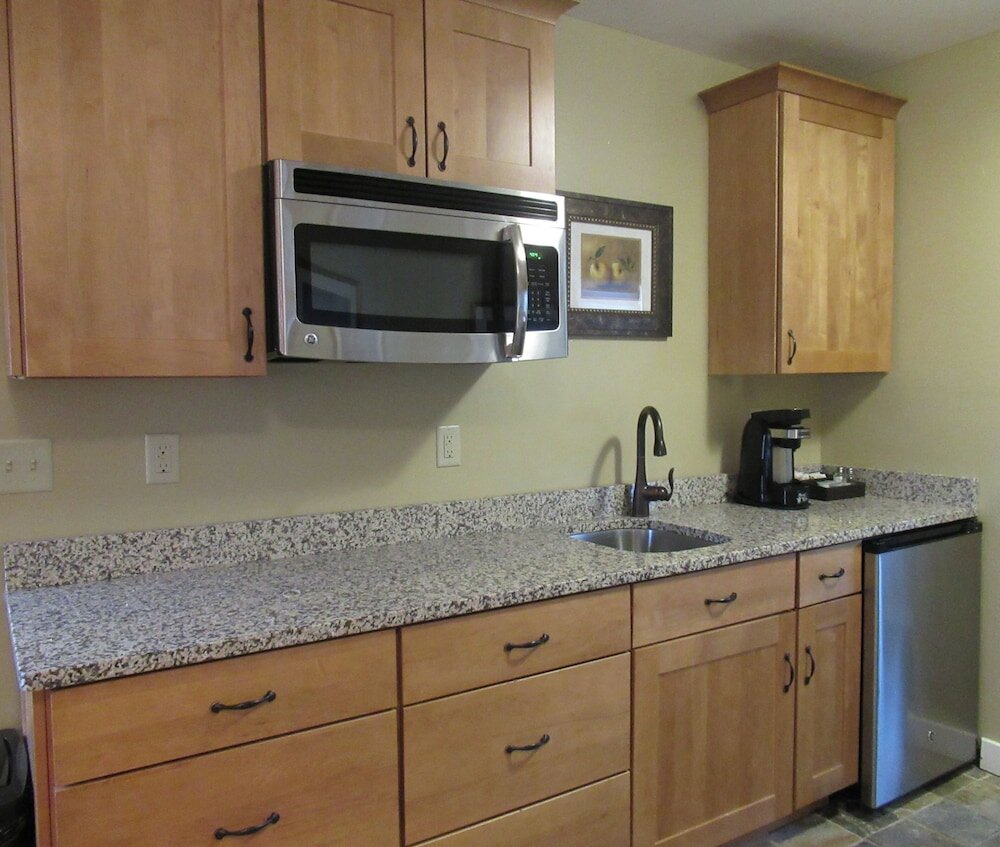 Фото The White House Inn