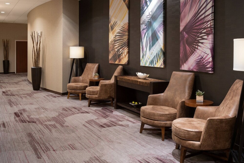 Фото Courtyard by Marriott Miami Airport