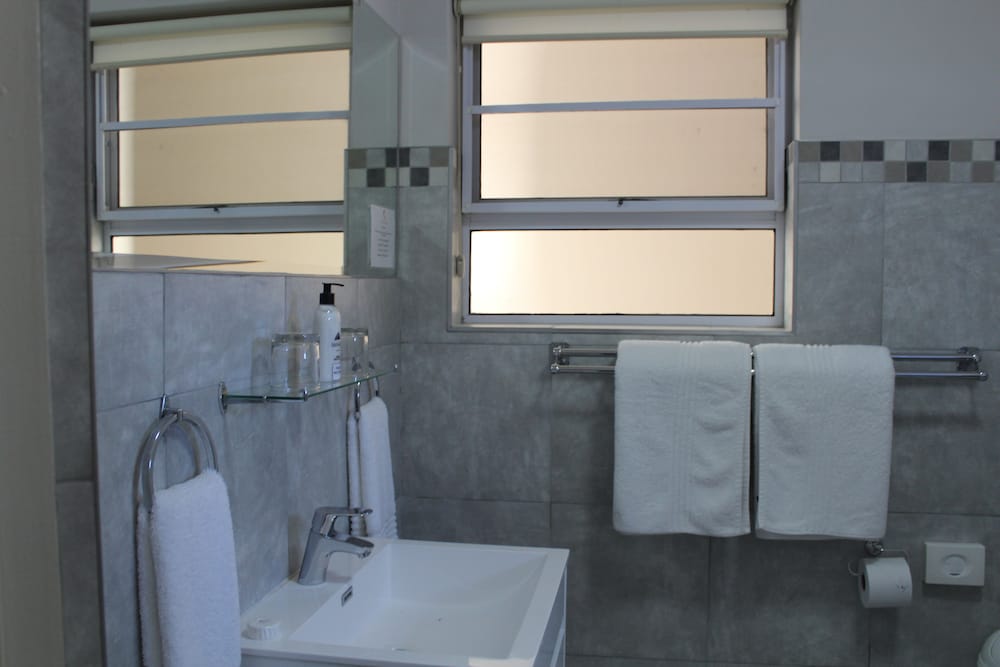 Фото Cinnamon House Bed and Breakfast