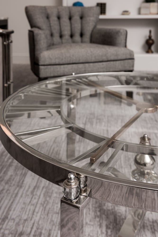 Фото The Ivey's Hotel