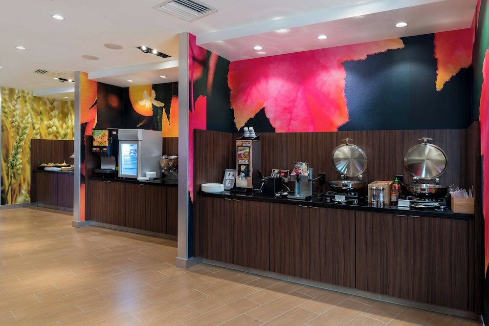 Фото Fairfield Inn & Suites by Marriott Orlando East/UCF Area