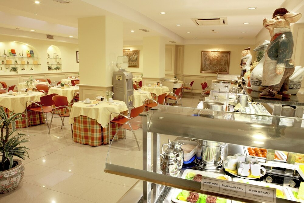 Фото Отель Sercotel Gran Hotel Conde Duque