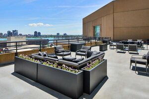Гостиница Courtyard by Marriott Detroit Downtown