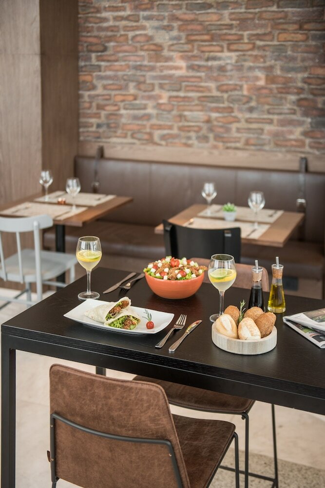 Фото Intercity Porto Alegre Cidade Baixa