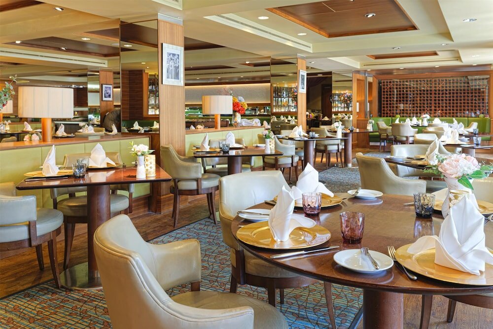 Фото Hilton London Syon Park