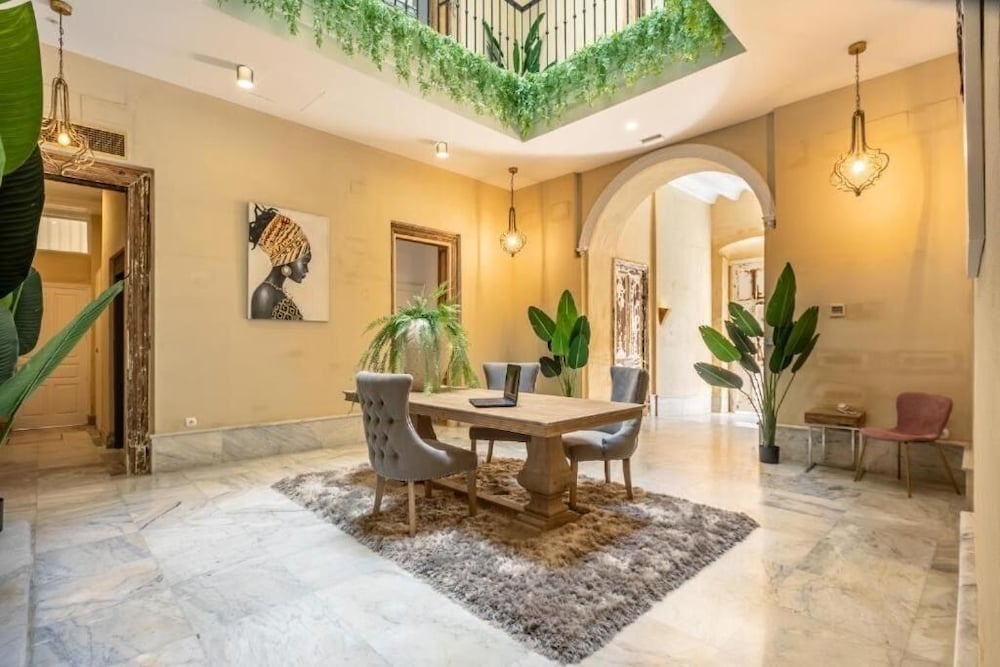 Фото Jeys Catedral Jerez