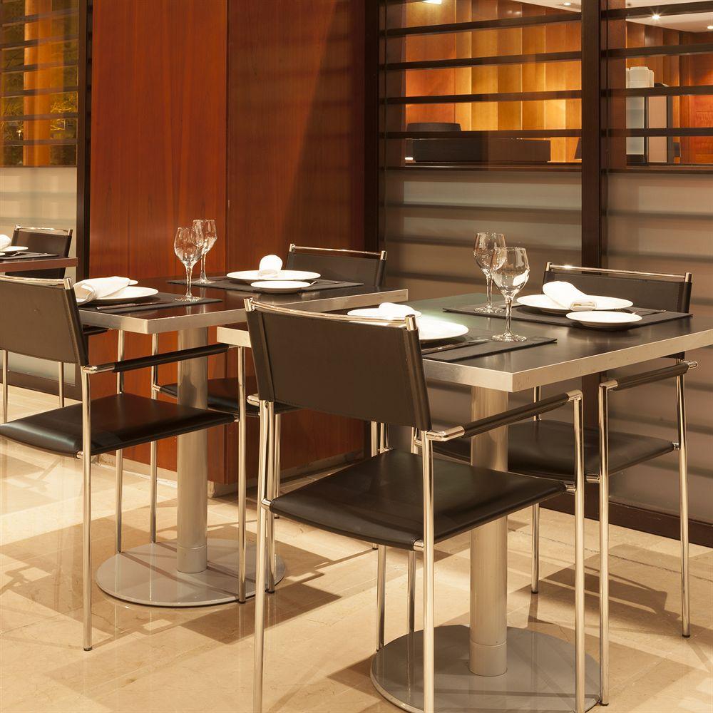 Фото B&b Hotel Zaragoza Los Enlaces Estacion