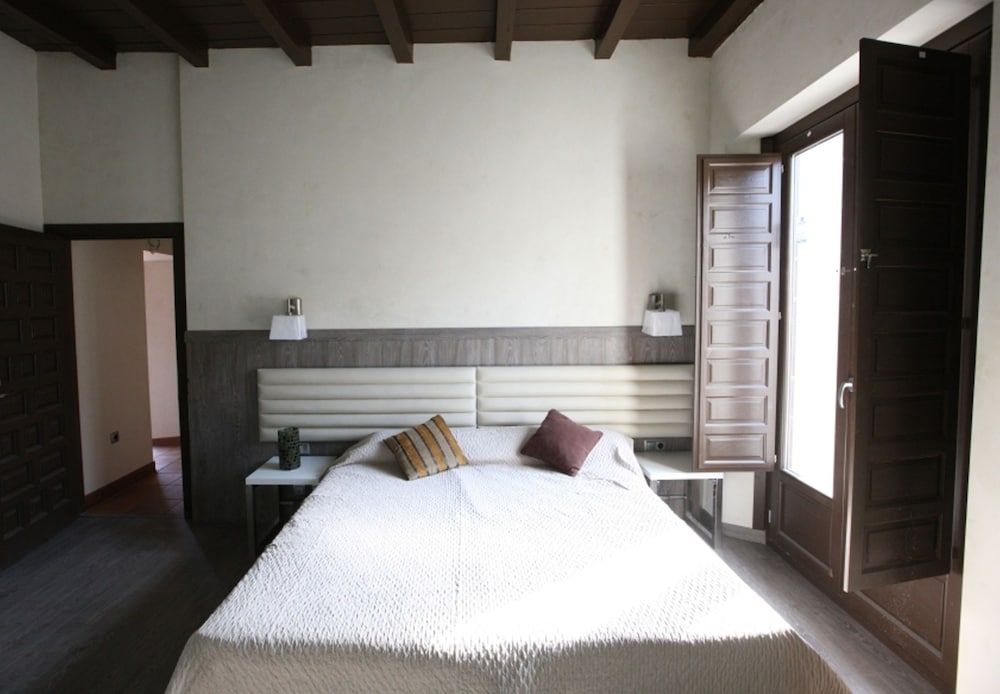 Фото Evenia Alcalá Boutique Hotel