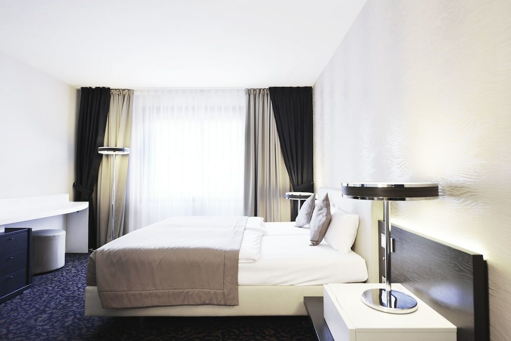 Фото Отель Alvisse Parc