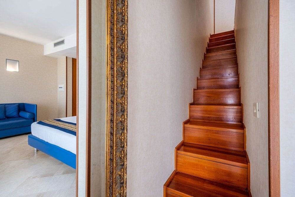 Фото Rome Airport Hotel Fiumicino