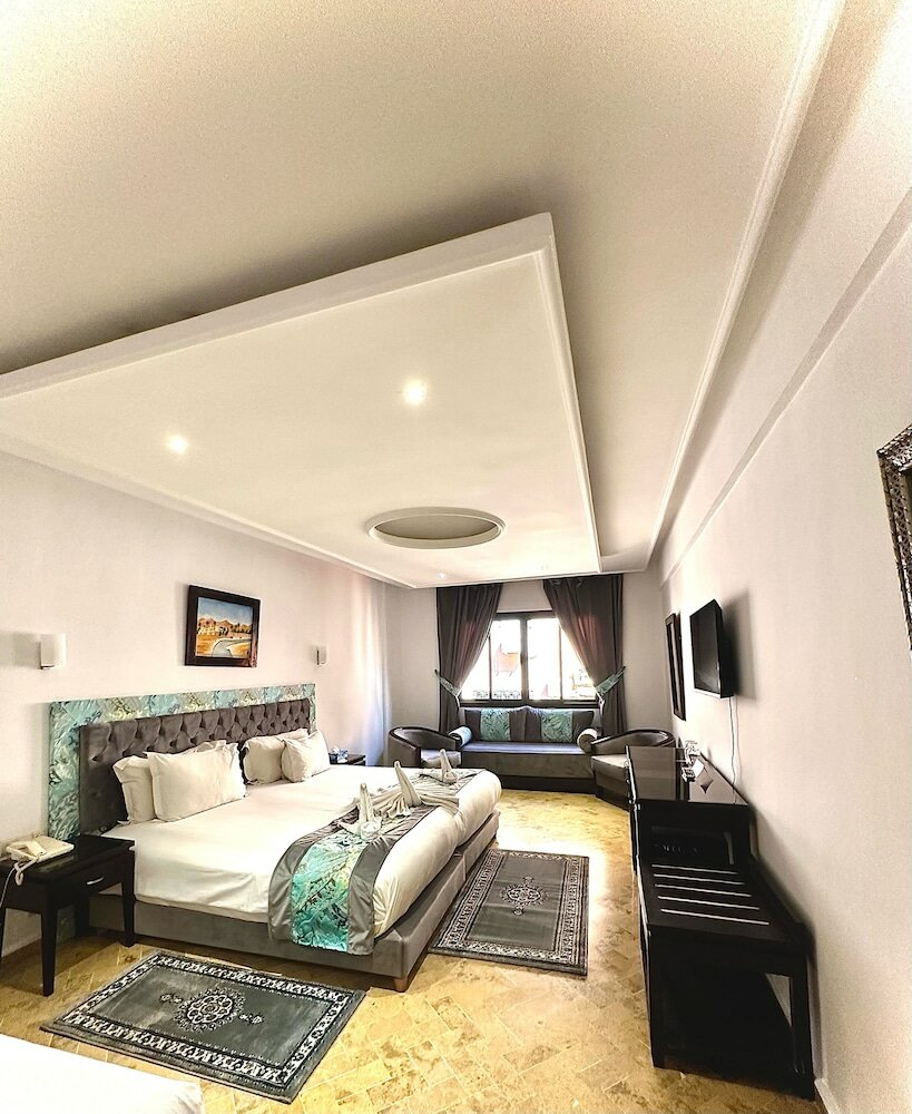 Фото Les Trois Palmiers