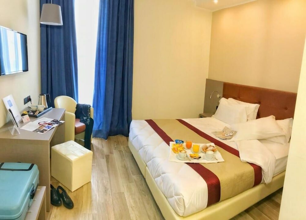 Фото IH Hotels Milano Bocconi