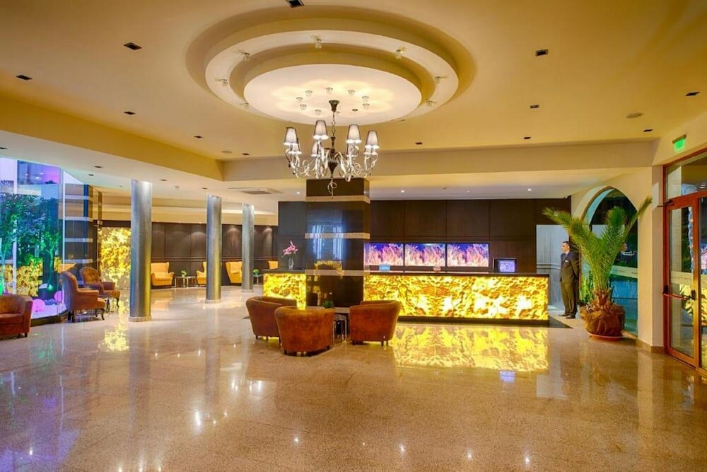 Фото Grand Hotel Sveti Vlas