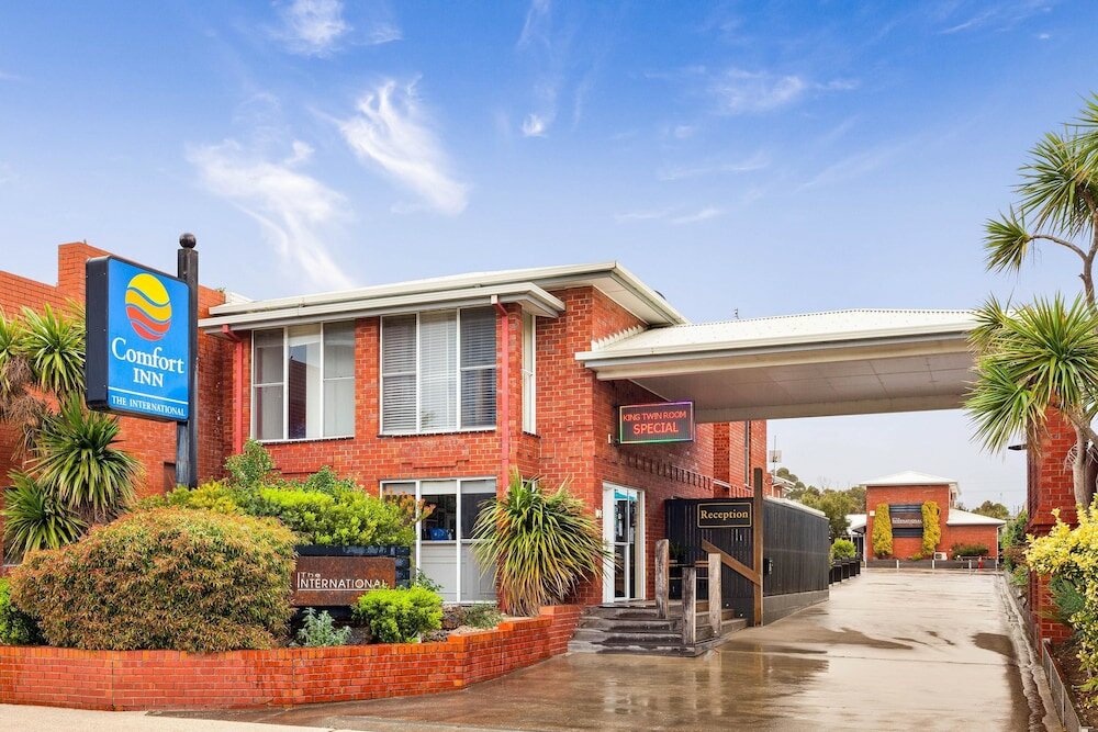 Фото Comfort Inn The International