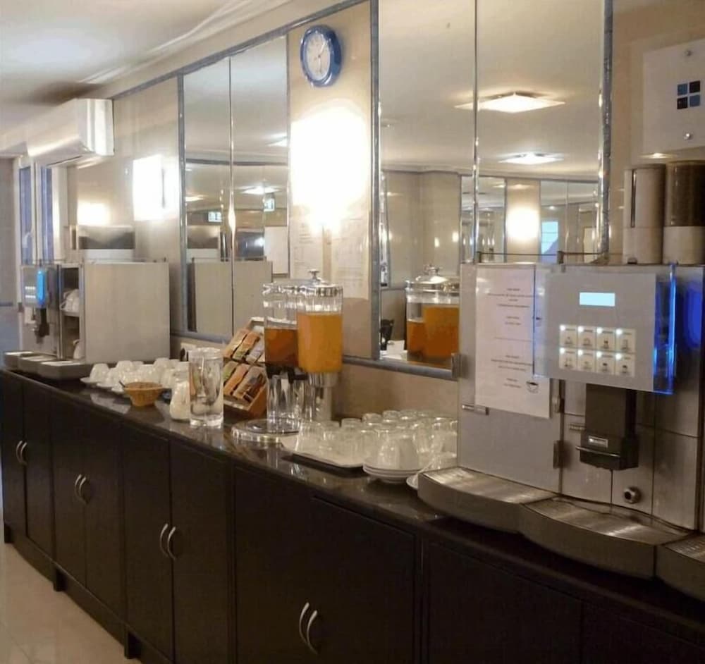 Фото Hotel Donaustadt Kagran