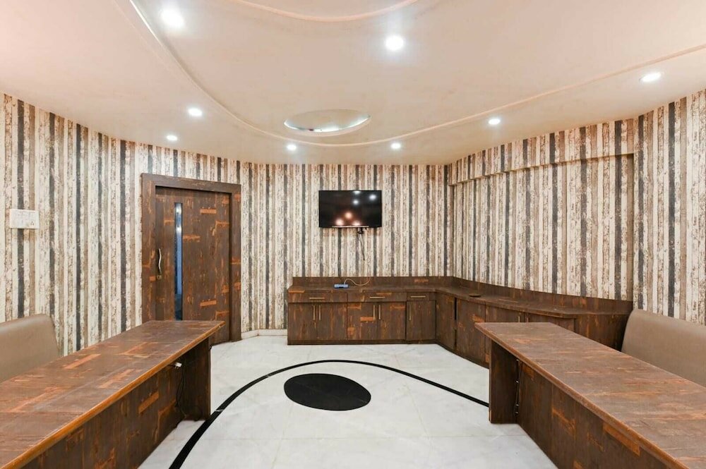 Фото Oyo 4155 Hotel The Sudesh