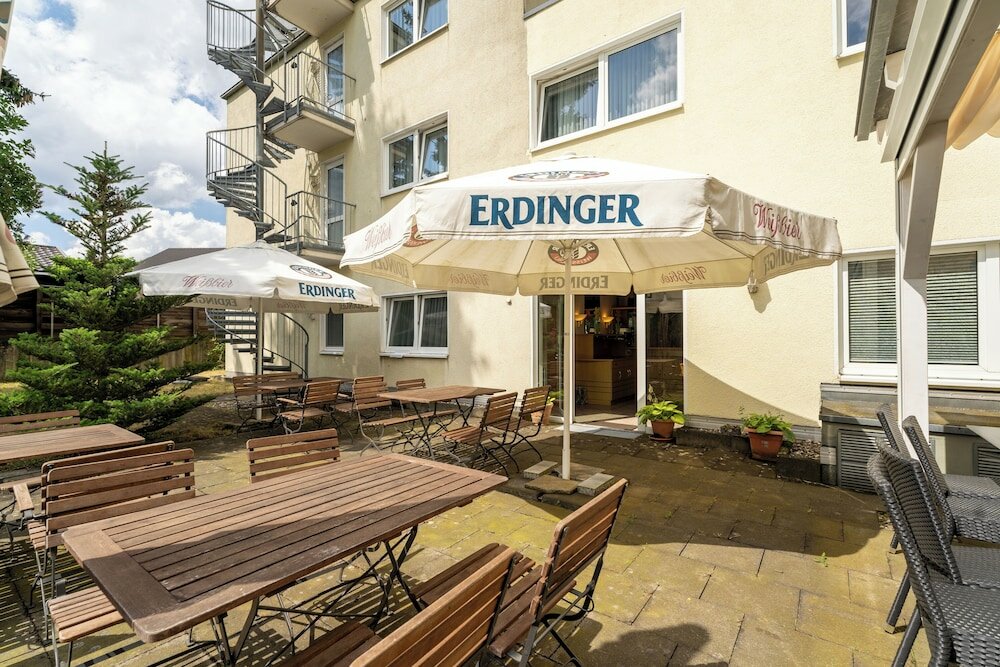 Фото Airport Businesshotel Koeln