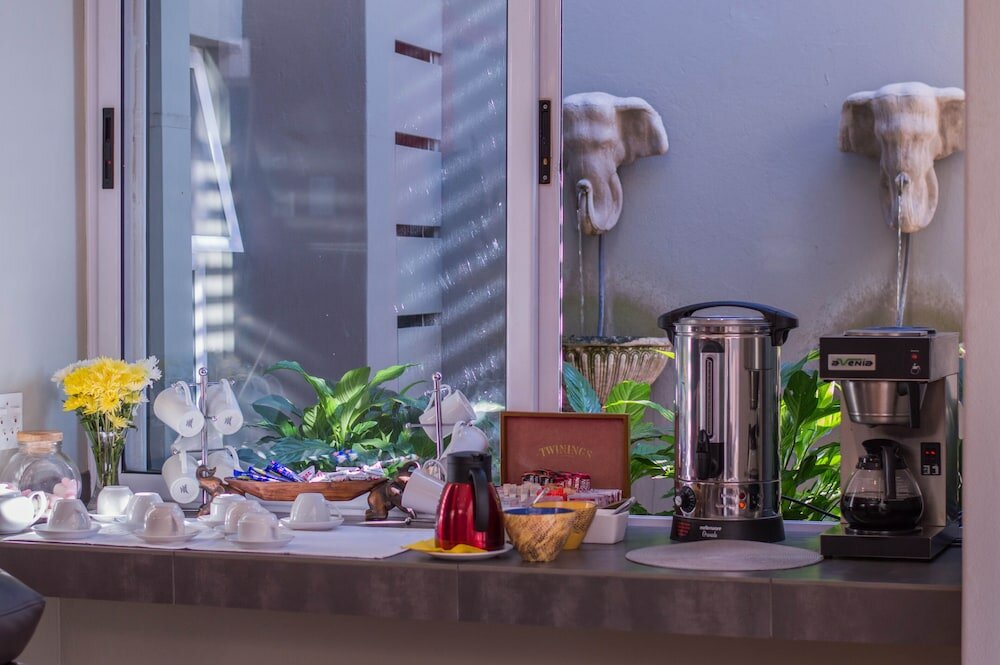 Фото 314 on Clark Guest House