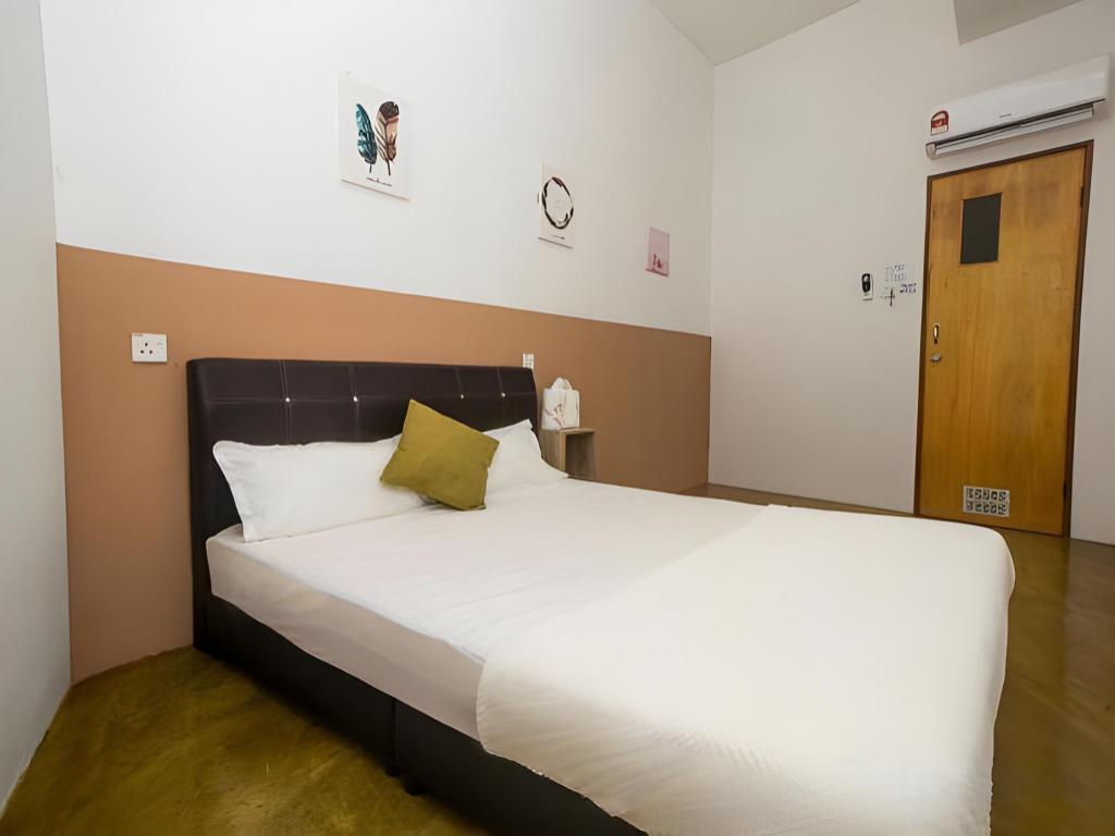 Фото The Garden Inn