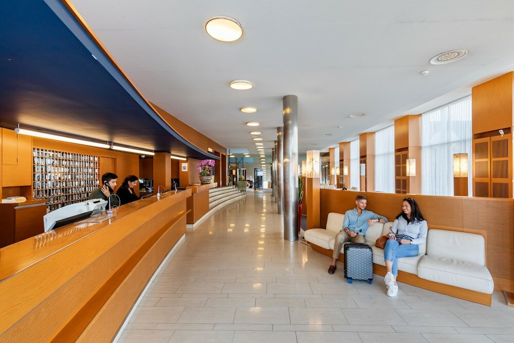 Фото Hotel Cornavin