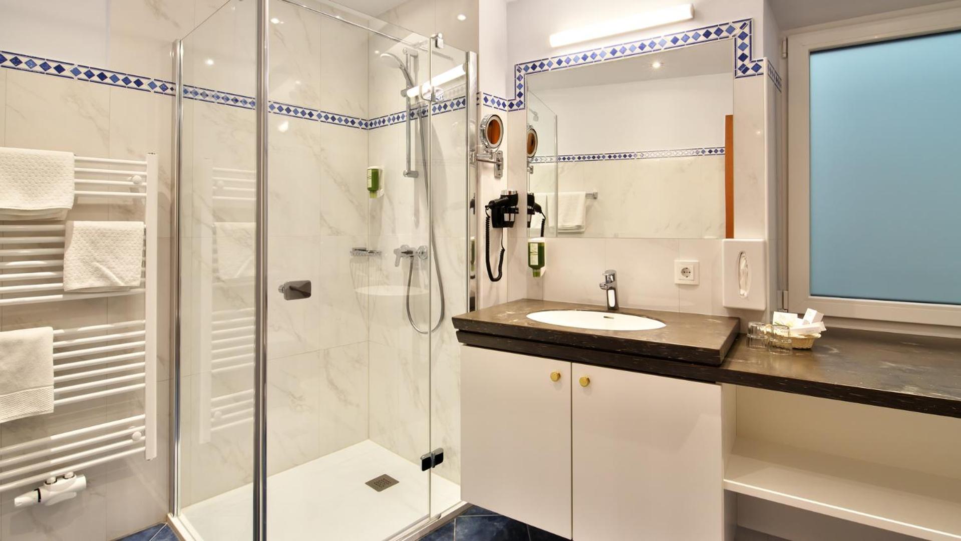 Фото Hotel Weisser Hirsch