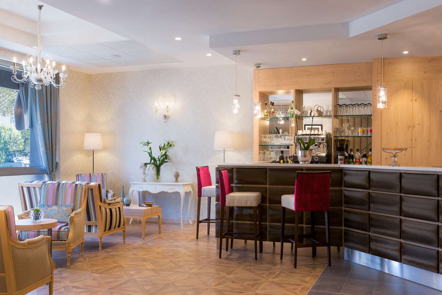 Фото Hôtel Le Rive Droite & SPA