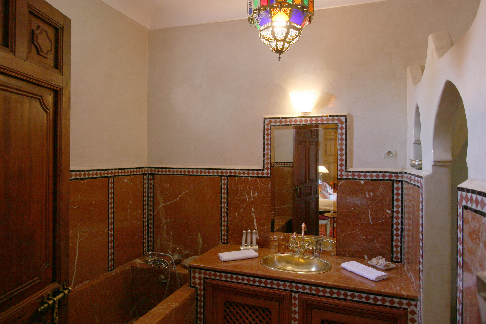 Фото Riad Samsara