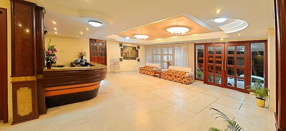 Фото отеля 2