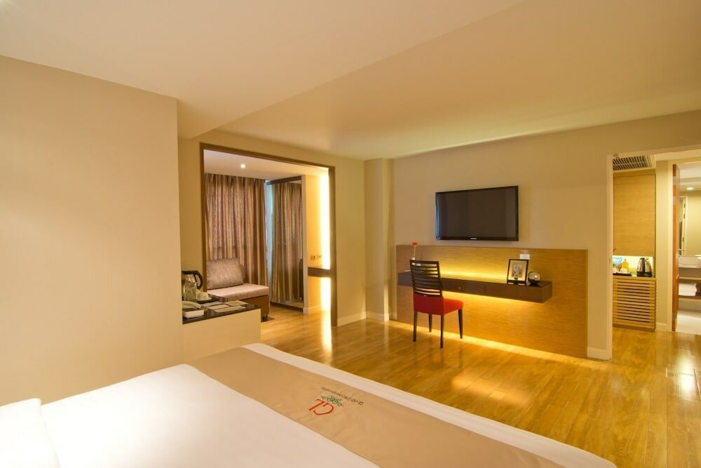 Фото Grand Lord Hotel