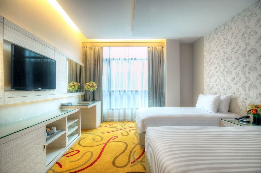 Фото One One Bangkok Hotel