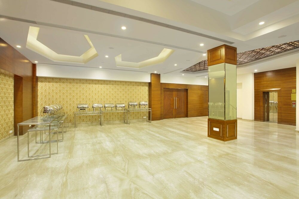 Фото Rs Sarovar Portico Palampur