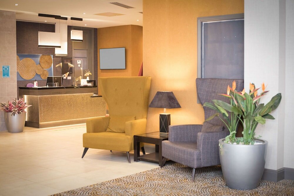 Фото Best Western Plus Moat House Reading