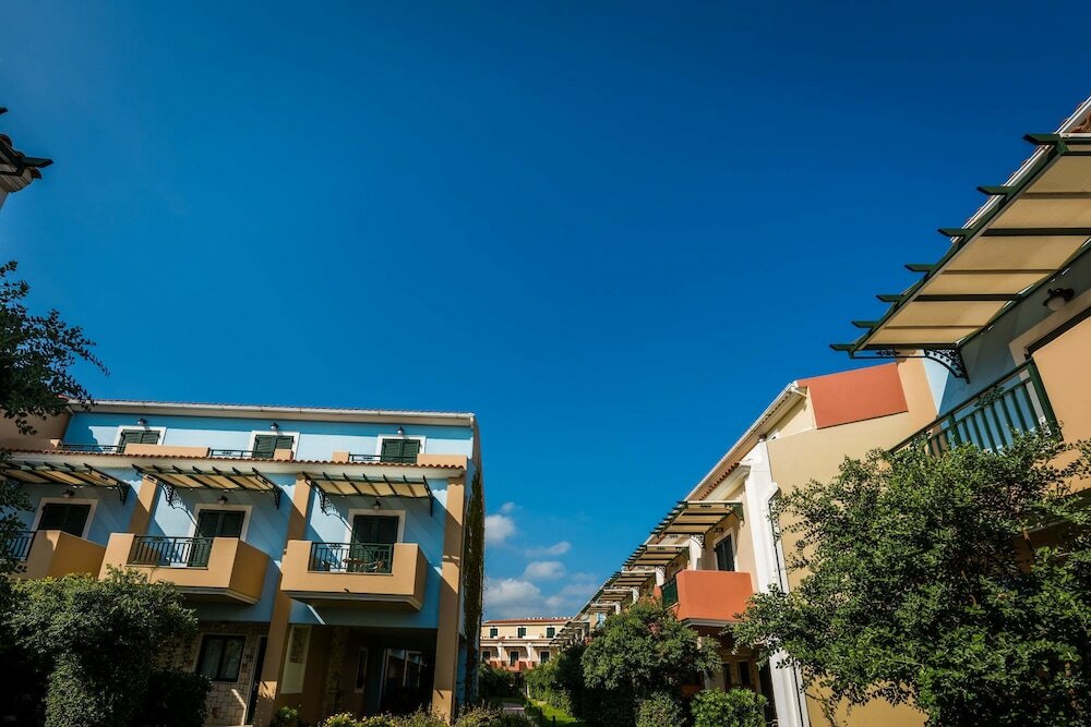 Фото Mediterranean Beach Resort