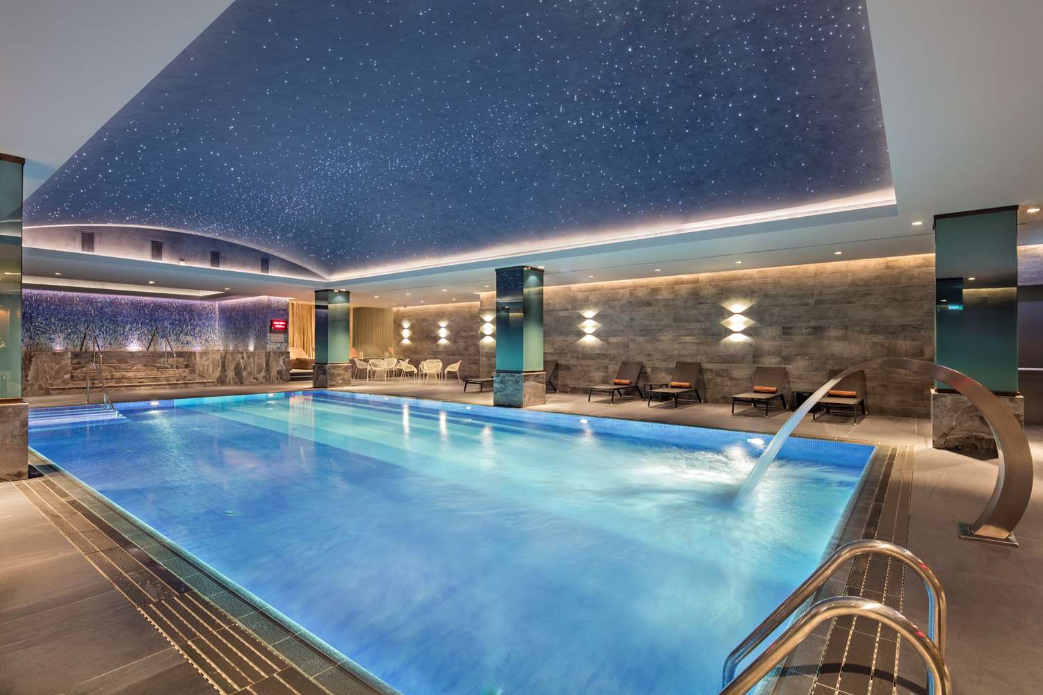 Фото DoubleTree by Hilton Skopje