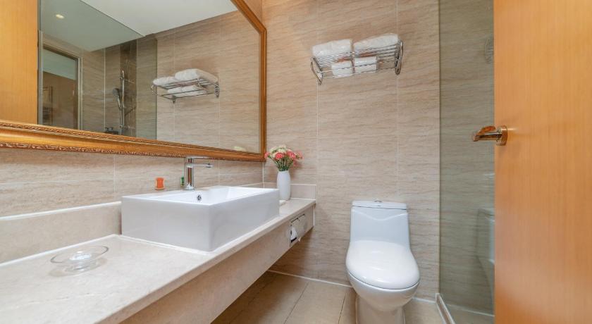 Фото Vienna Hotel Shenzhen - FuYong Metro Station Branch