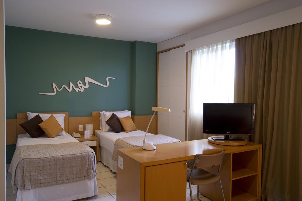 Фото Bristol Praia do Canto