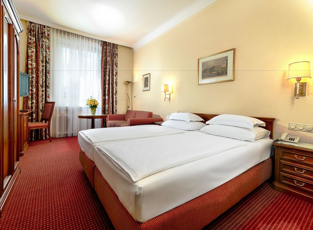 Фото отеля 3