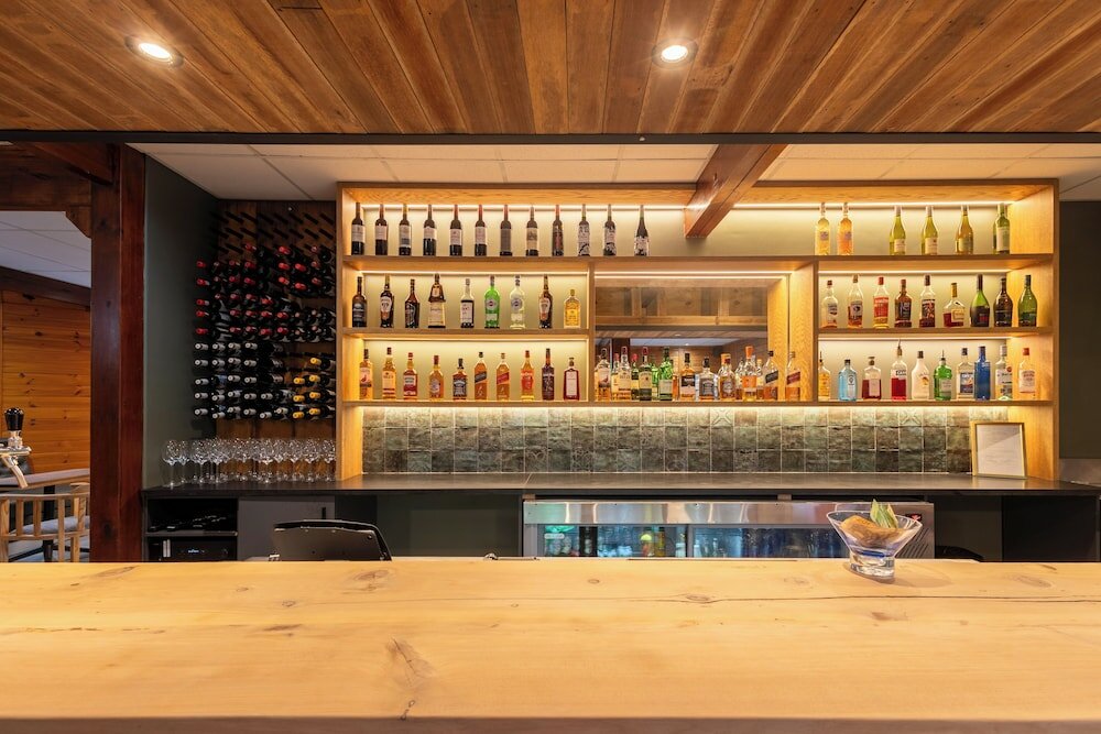 Фото Knysna Log-Inn Hotel