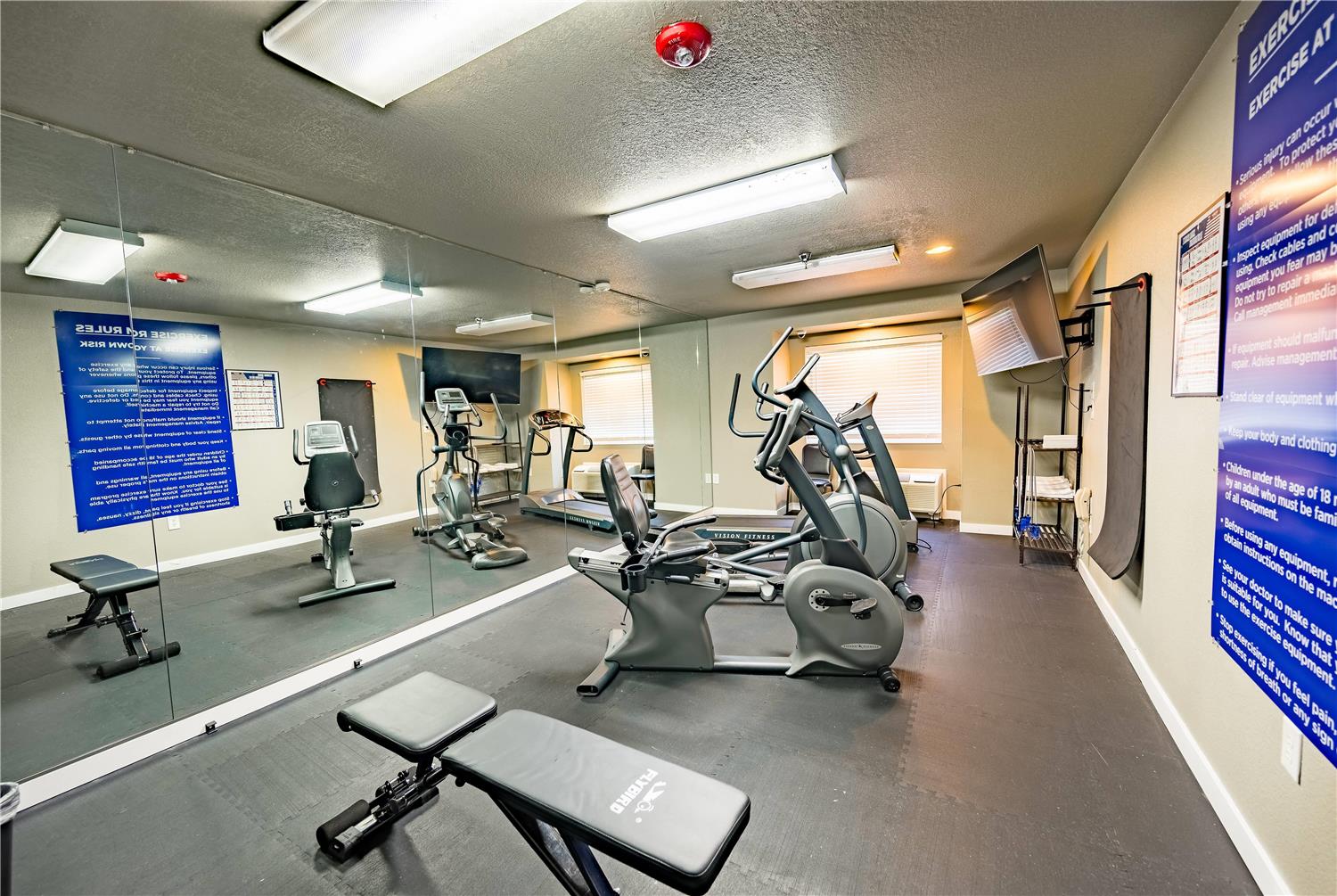 Фото Microtel Inn & Suites by Wyndham Cheyenne