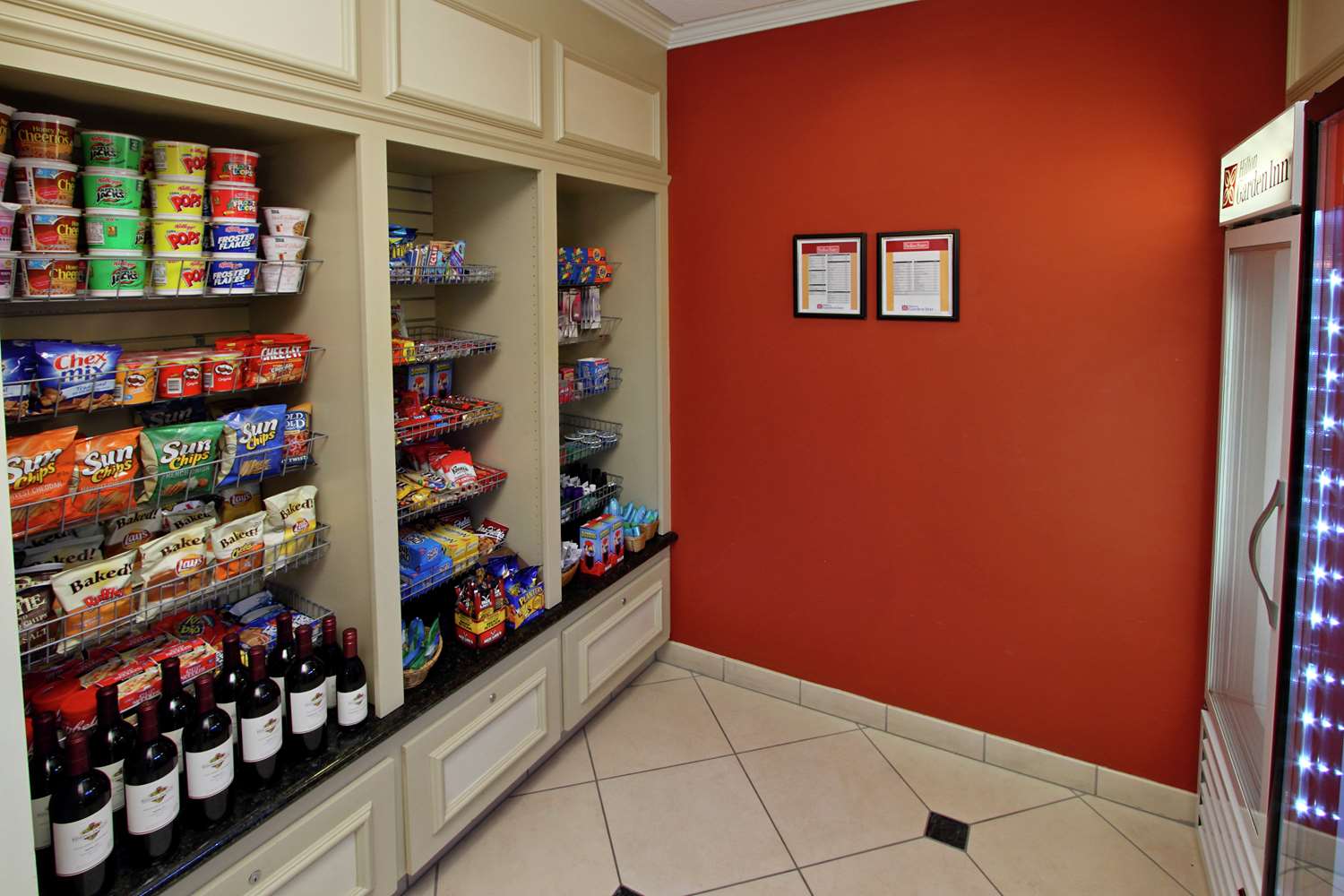 Фото Hilton Garden Inn Oxnard/Camarillo