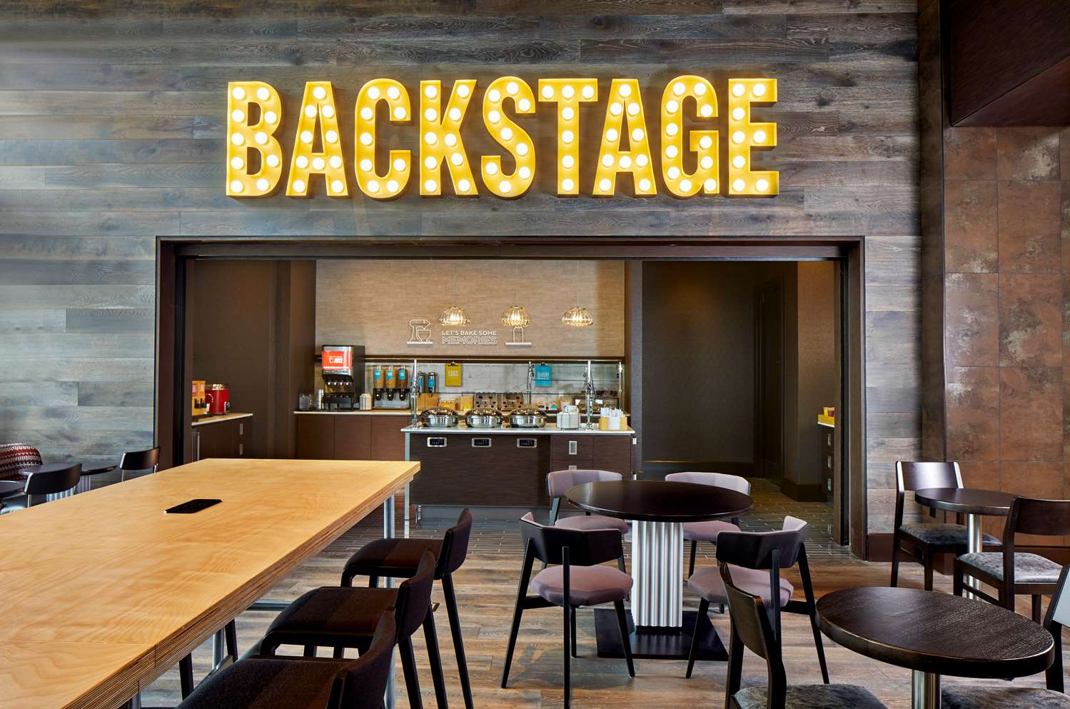 Фото Hampton Inn & Suites Atlanta-Midtown, Ga