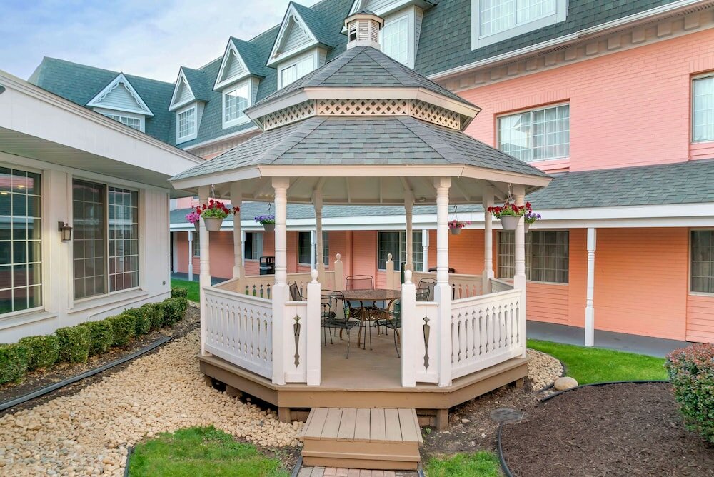 Фото Best Western Greenfield Inn