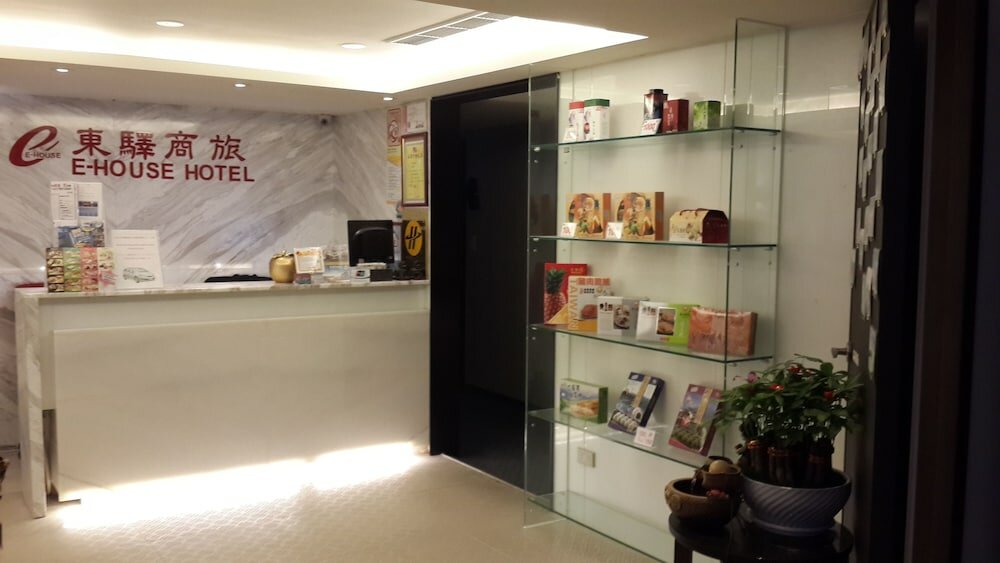 Фото E-House Hotel