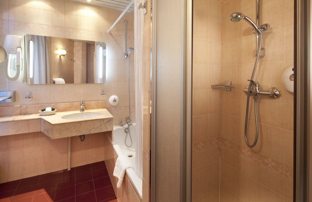 Фото Paix Republique Hotel