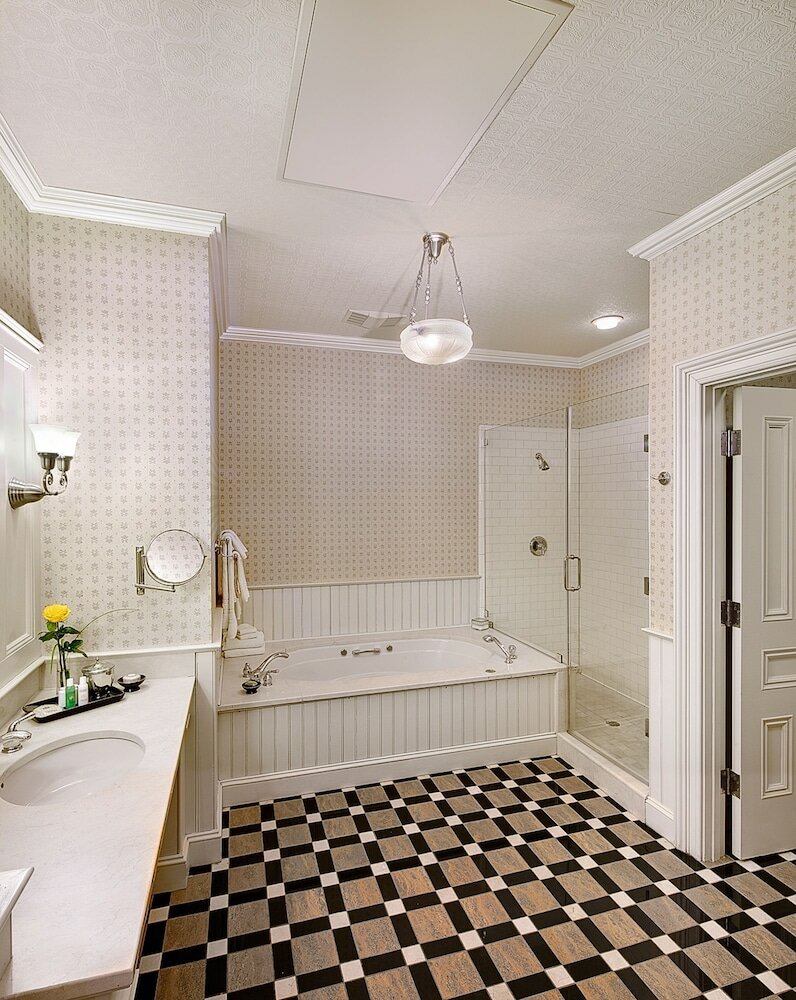 Фото Wentworth Mansion