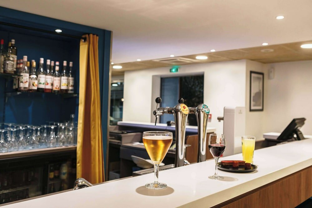 Фото Hotel Campanile Lyon Est Bron Eurexpo