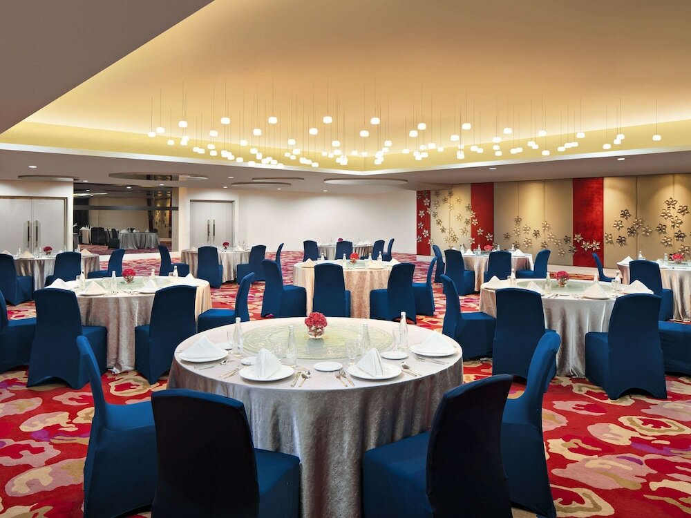 Фото Novotel Jakarta Gajah Mada