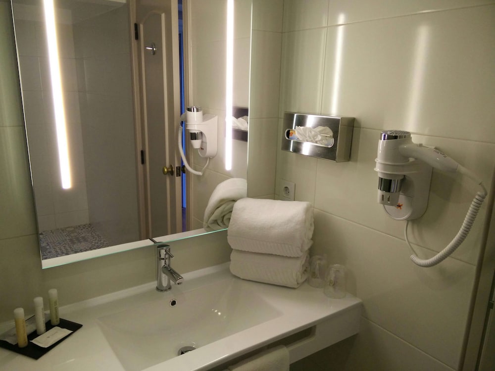 Фото Golden Tulip Porto Gaia Hotel & SPA