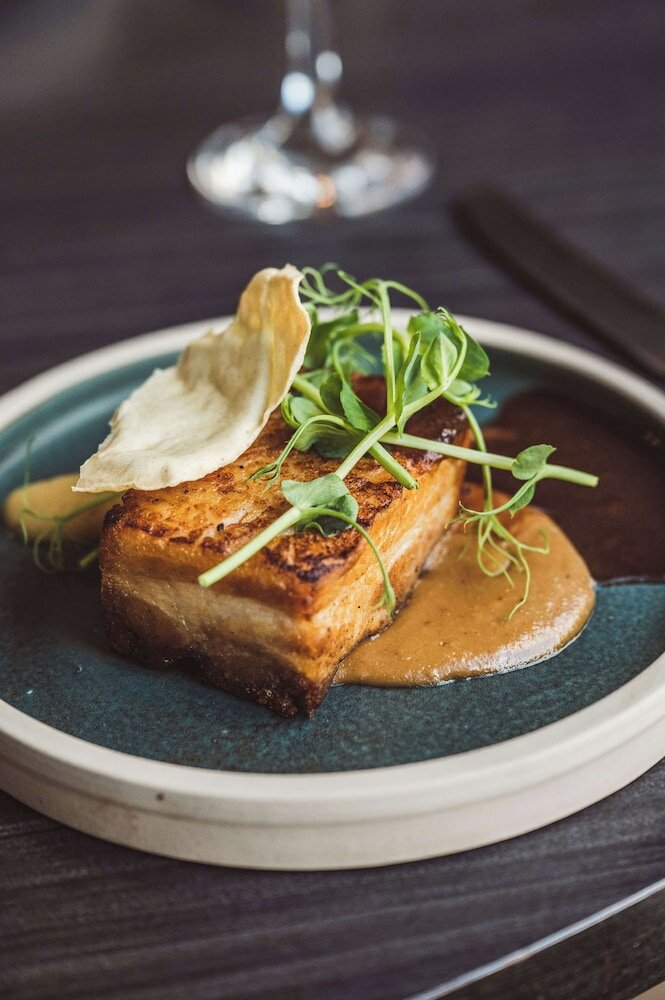 Фото DoubleTree by Hilton Edinburgh City Centre